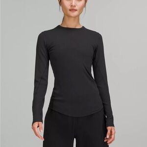 Lululemon “hold tight” long sleeve, black, size 6, NWOT